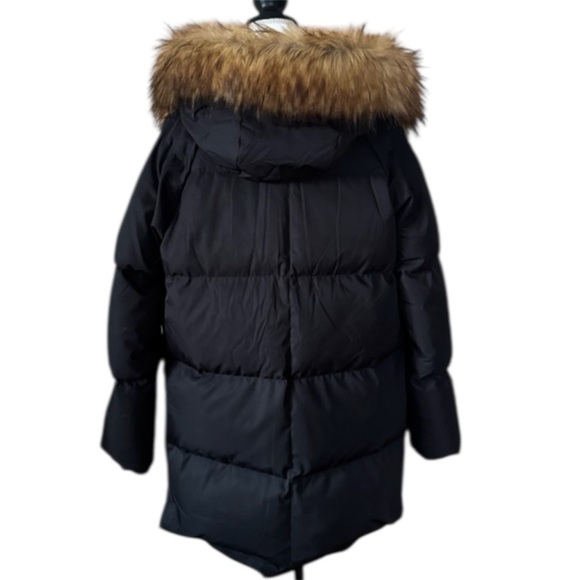 Orolay women’s thickened cozy down coat with zippers faux fur on hood, SZ medium - Picture 2 of 5